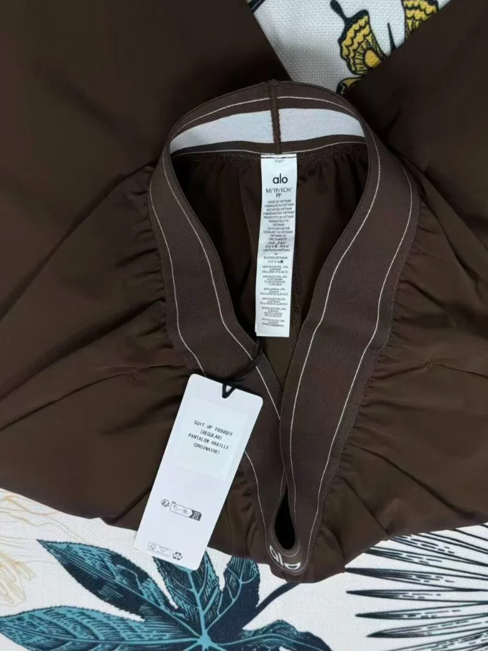 Alo Yoga Espresso Brown Suit Up Pants Wide Leg Trousers NWT 30